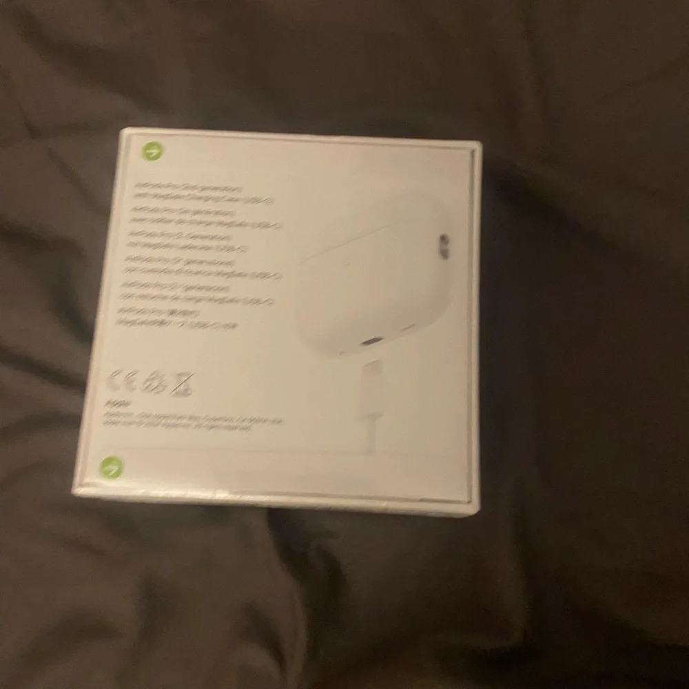 Apple AirPods Pro in White